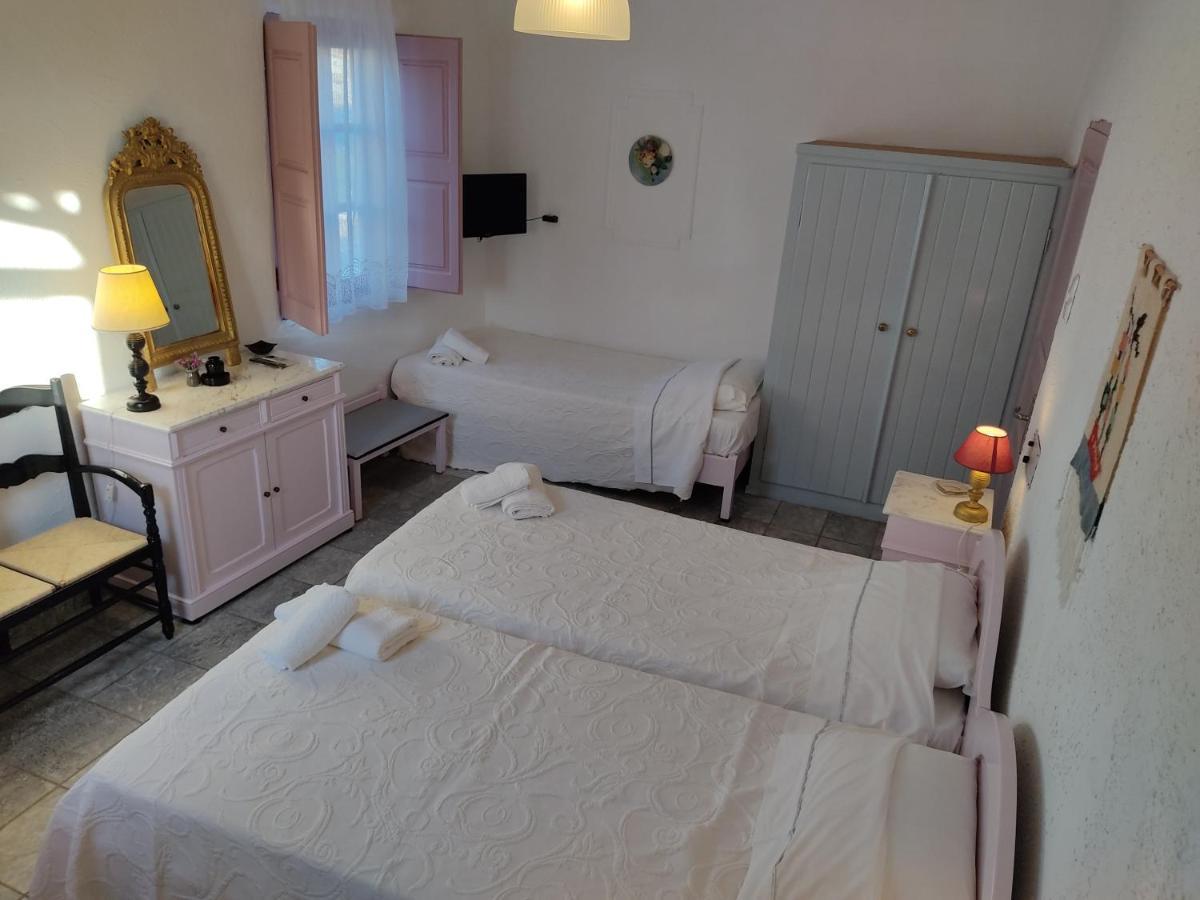 Porto Sikinos Hotel Alopronia Екстериор снимка