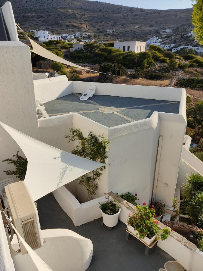 Porto Sikinos Hotel Alopronia Екстериор снимка