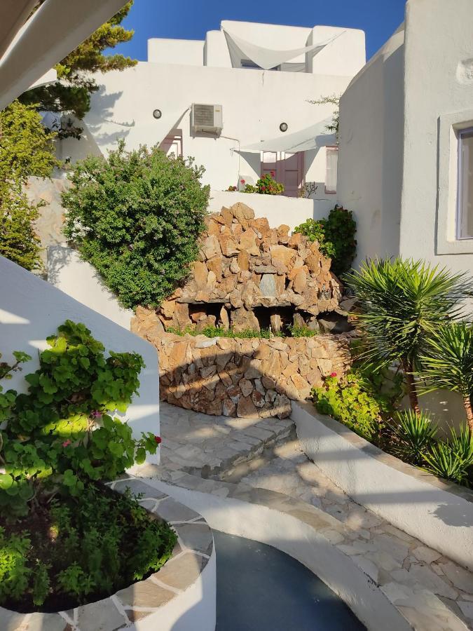 Porto Sikinos Hotel Alopronia Екстериор снимка