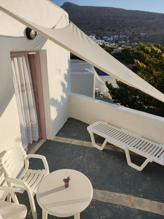 Porto Sikinos Hotel Alopronia Екстериор снимка