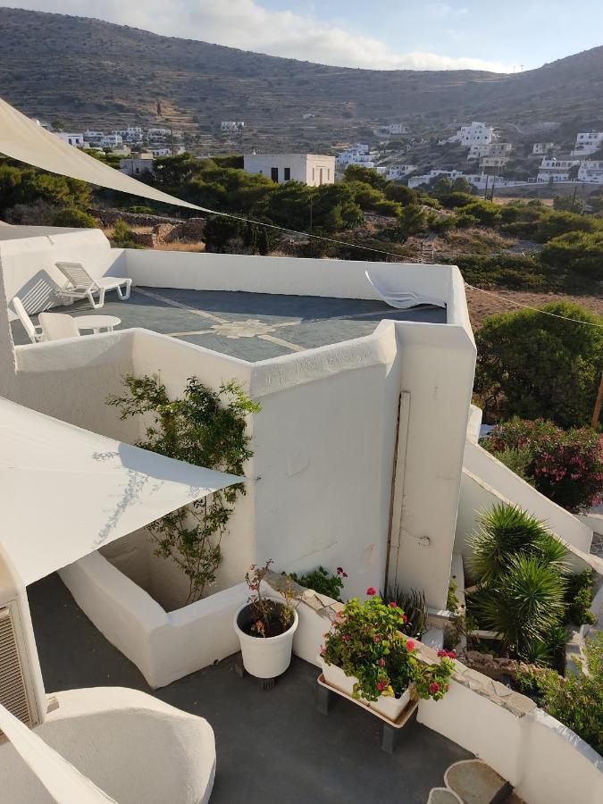 Porto Sikinos Hotel Alopronia Екстериор снимка