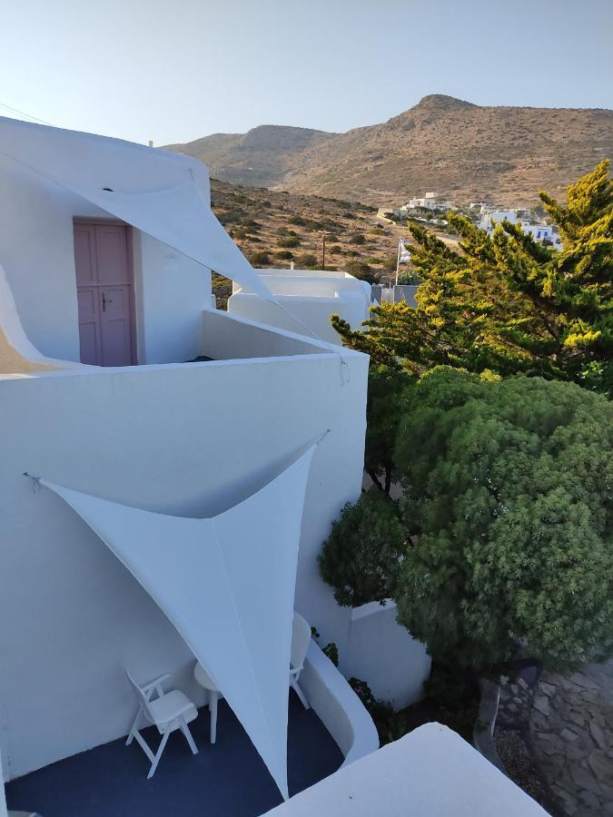 Porto Sikinos Hotel Alopronia Екстериор снимка